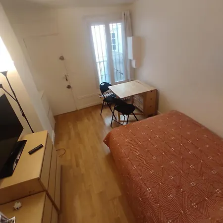 Toullier Apartment